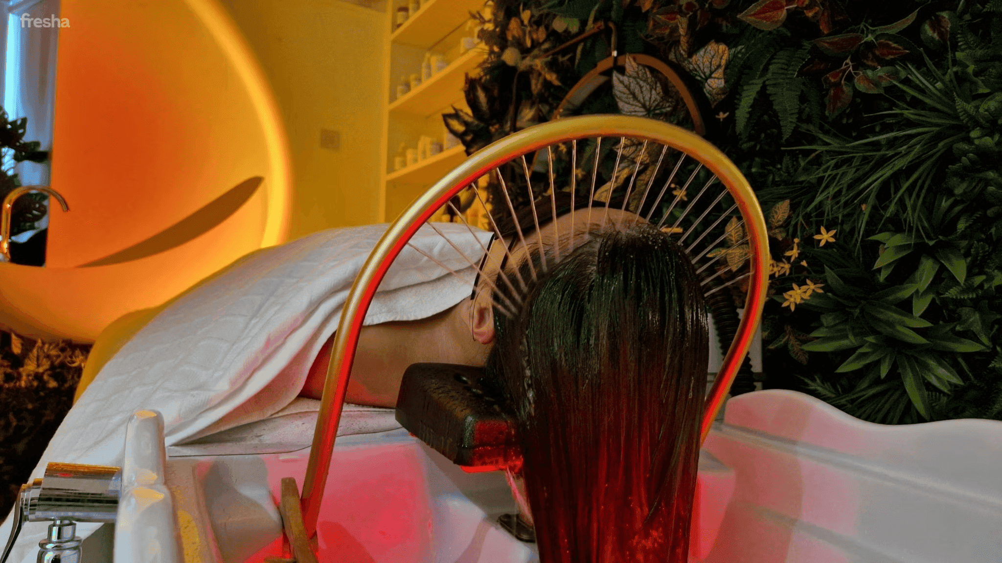 image of customer in chair for japanese head spa