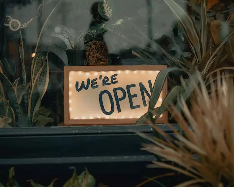 open_sign_australia_lockdown_Fresha