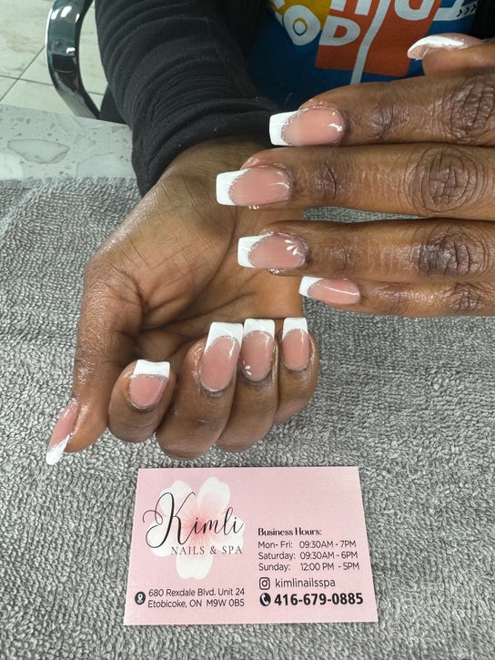 Imagem de Manicure para Kimli Nails & Spa