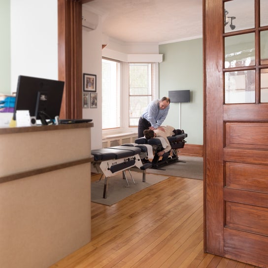 Immagine di Fisioterapia per Dr Craig Hindson - Loving Life Chiropractic