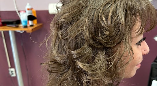 Immagine di Beauty Salon per Farrah's Beauty Salon