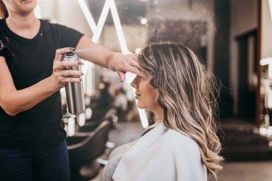 Immagine di Parrucchiere per Hair by Amanda Valdez