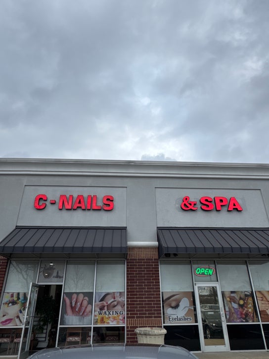 Imagem de Manicure para C nail & Spa