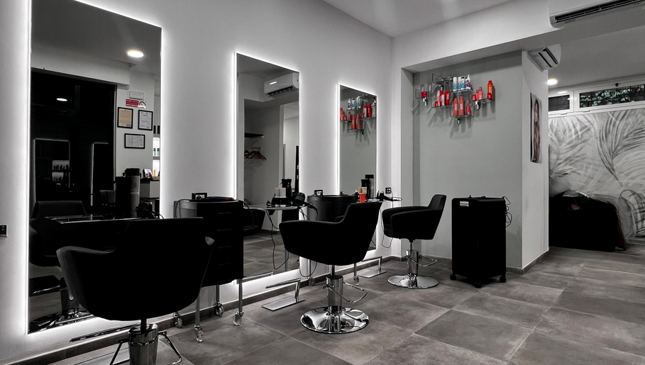 Marco Hair Fashion Genova - Apppointment Only