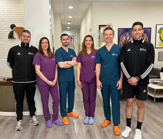 Immagine di Fisioterapia per CLÍNICA VILLAR-ARAGÓN, FISIOTERAPIA AVANZADA, OSTEOPATÍA, READAPTACIÓN, CENTRO DE ENTRENAMIENTO