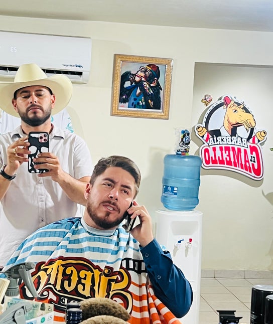 Barber-billede til El Camello Barbershop