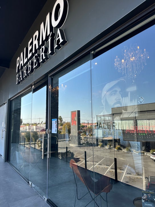 Barber obraz dla: Palermo Barbería Punto Madero