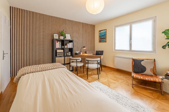 Physical Therapy image for Samuel Urtado - Ostéopathie Et Acupuncture - Annecy Cabinet Albigny - Maison Soma