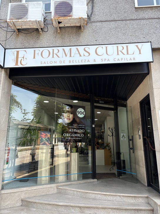 Salon fryzjerski obraz dla: Formas Curly