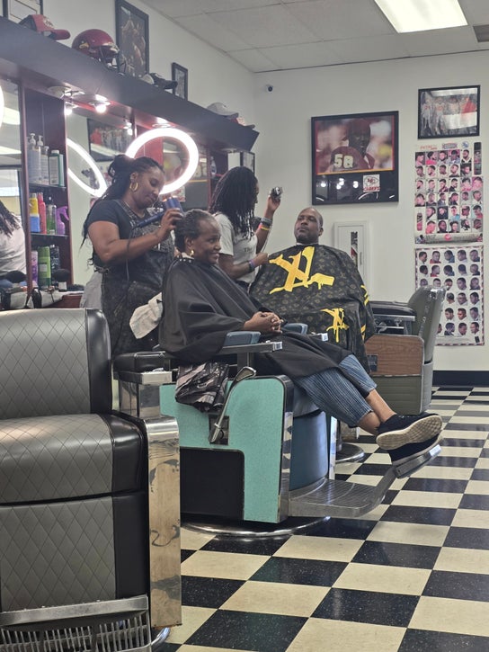Foto de Barbería para Cutty's barber & Hair design LLC