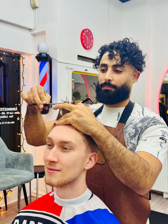 Tyypin Hair Salon palvelun kuva liikkeelle The Modern Salon | Frisør Odense