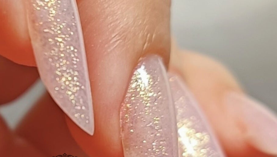 Elegancy Nails - Onglerie, Formation En Ongles À Marseille