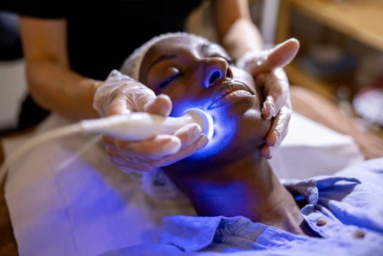 Aesthetics image for CüR Laser and Skin