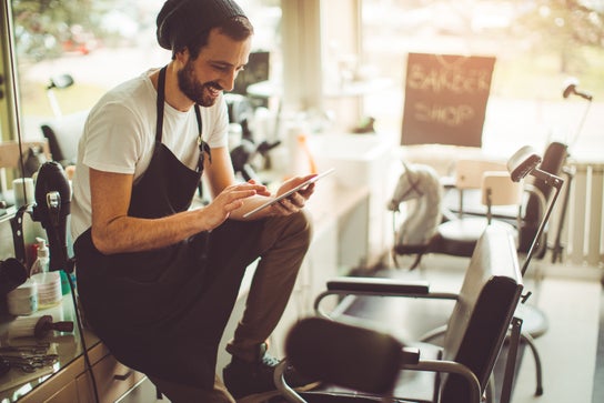 Foto de Barbería para ACADEMIA DE BELLEZA Y BARBERÍA GLAMOUR