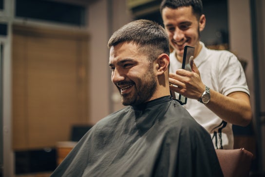 Barber-billede til المقص الصغير