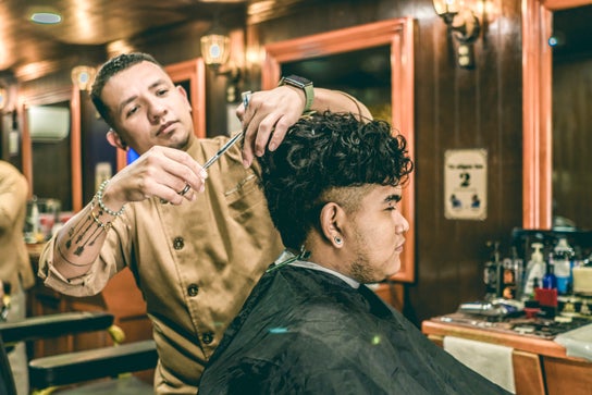 Barbershop image for Aveda Men Cutters Yard London Bridge