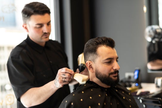 Foto de Barbería para Urban Male Lounge - The Galleria Al Maryah Island