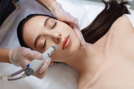 Beauty Salon image for Cinders Beauty Clinic