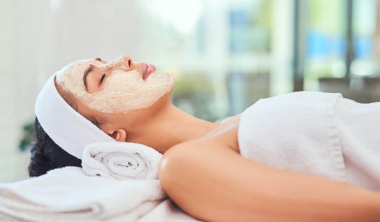 Beauty Salon image for Facial Singapore | Anti Aging | Wrinkles Removal | Ebountyskincare
