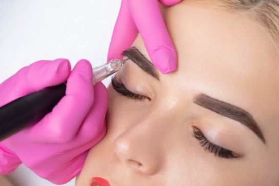 Eyebrows & Lashes image for La Rochelle Microblading