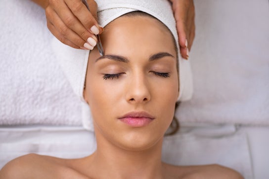 Eyebrows & Lashes image for Benefit Cosmetics Sephora Sydney City