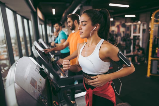 Tyypin Kuntosalit ja liikuntakeskukset palvelun kuva liikkeelle Rosarito Fitness Center