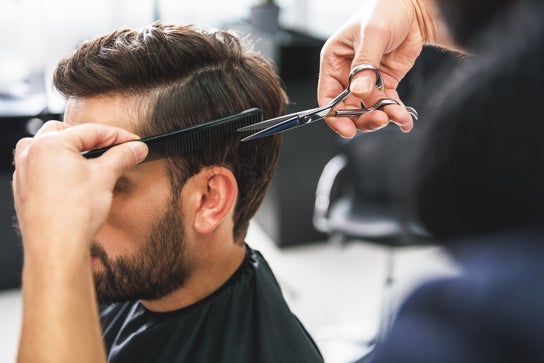 Hair Salon image for Alexander’s unisex hair stylist