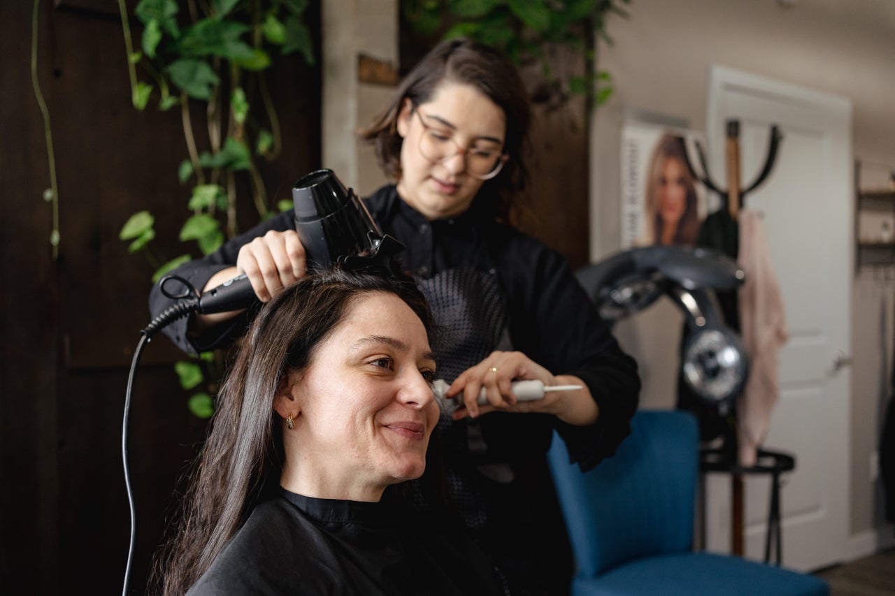 Beste salons voor permanent haar rechttrekken en haar ontspannen bij ...