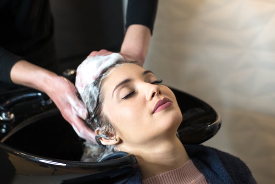 Image de Salon de coiffure pour Tout Pour Elle Coiffure & Esthétique