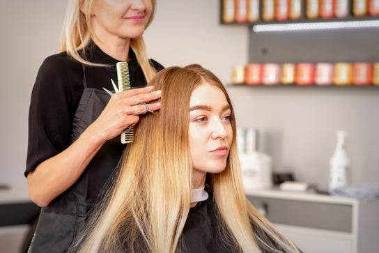 Image de Salon de coiffure pour Coiffure Et Beaute