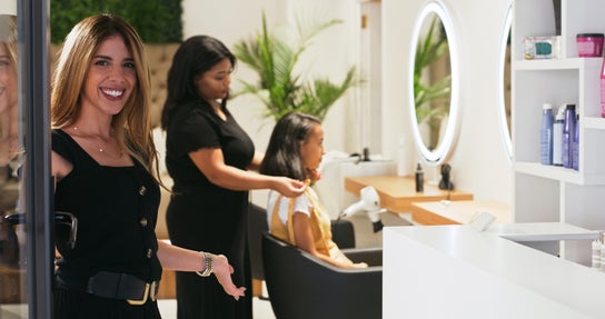 Foto de Peluquería para The Salon At Prestwood