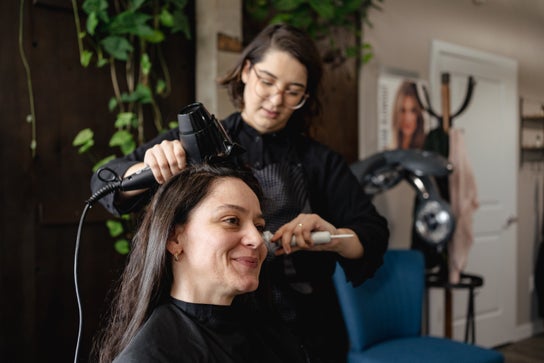 Salon fryzjerski obraz dla: Kapsalon Perfection