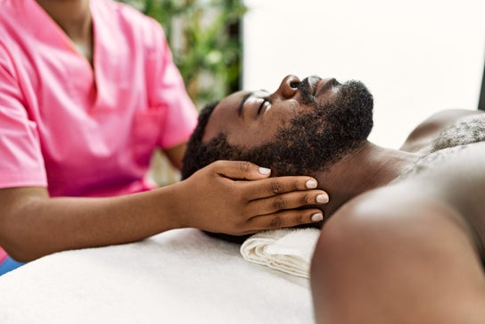 Imagem de Massagem para Sandrine Bollaro - SNEHA AYURVEDA TOURS, consultations, massages et soins ayurvédiques