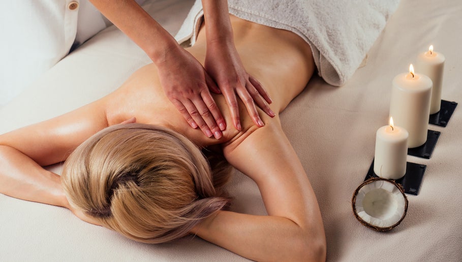 Liliana Cozma, RMT ( Relaxzention Massage Therapy), Summerhill