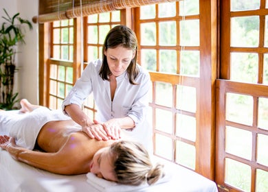 Health Harbour Massage & Acupuncture