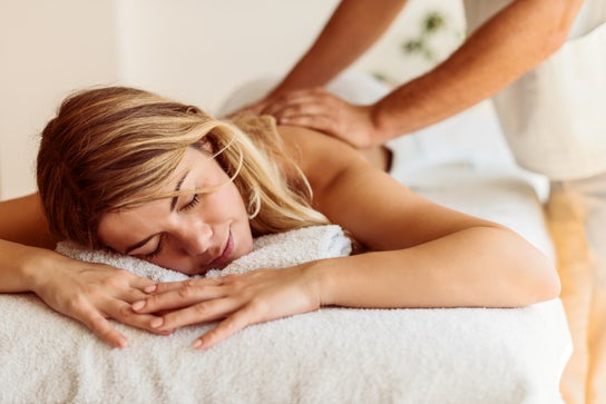 Massage image for Les Soins De L'Aura