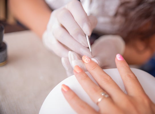 Foto de Salón de uñas para Genevieve Nail & Beauty