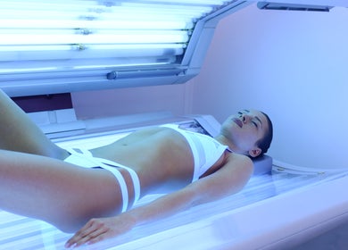 Luxe Tanning Bar by Lynda