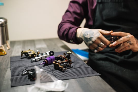 Foto de Estudio de tatuajes para MiniLab Studio