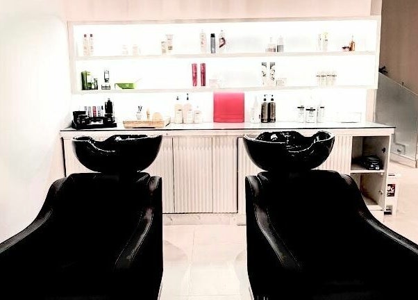 Elegant hair wash stations at Pearl Box Salon - صالون صندوق اللؤلؤ, Riyadh, Riyadh Province, SA.