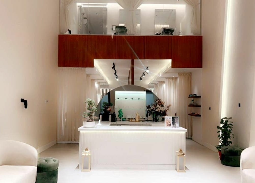 Spacious and elegant reception at Pearl Box Salon - صالون صندوق اللؤلؤ, Riyadh, Riyadh Province, SA.