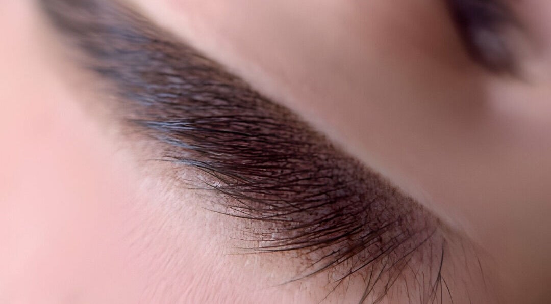 Detalles de cejas microblading en GMD Microblading Studio, Puerto Vallarta, Jalisco, MX.