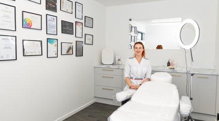 Dasha, Cosmetic & Medical Tattoo