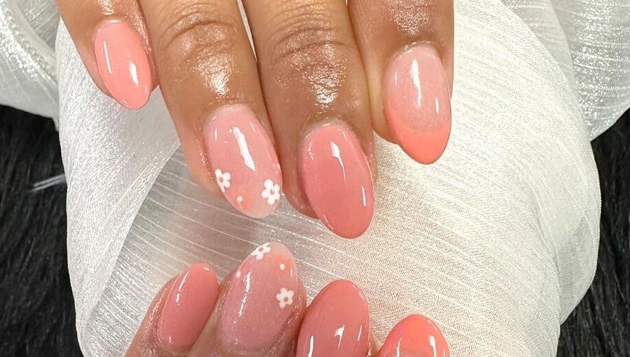 Rose Nails and Beauty imagem 1