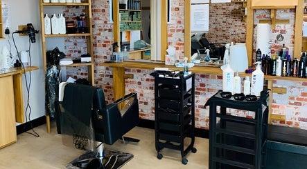 Rootz Hair Studio image 2