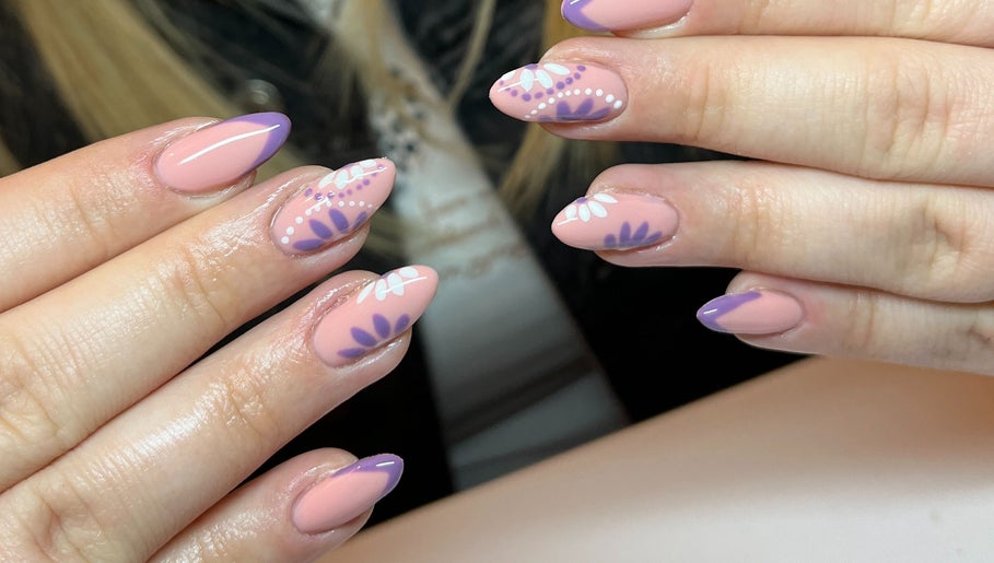 Nails by Katie Bild 1