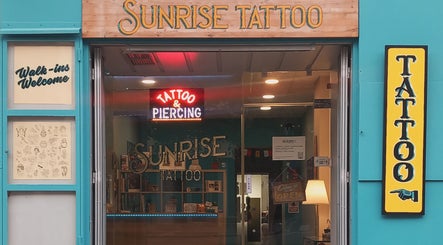 Sunrise Tattoo Shop - Ponferrada