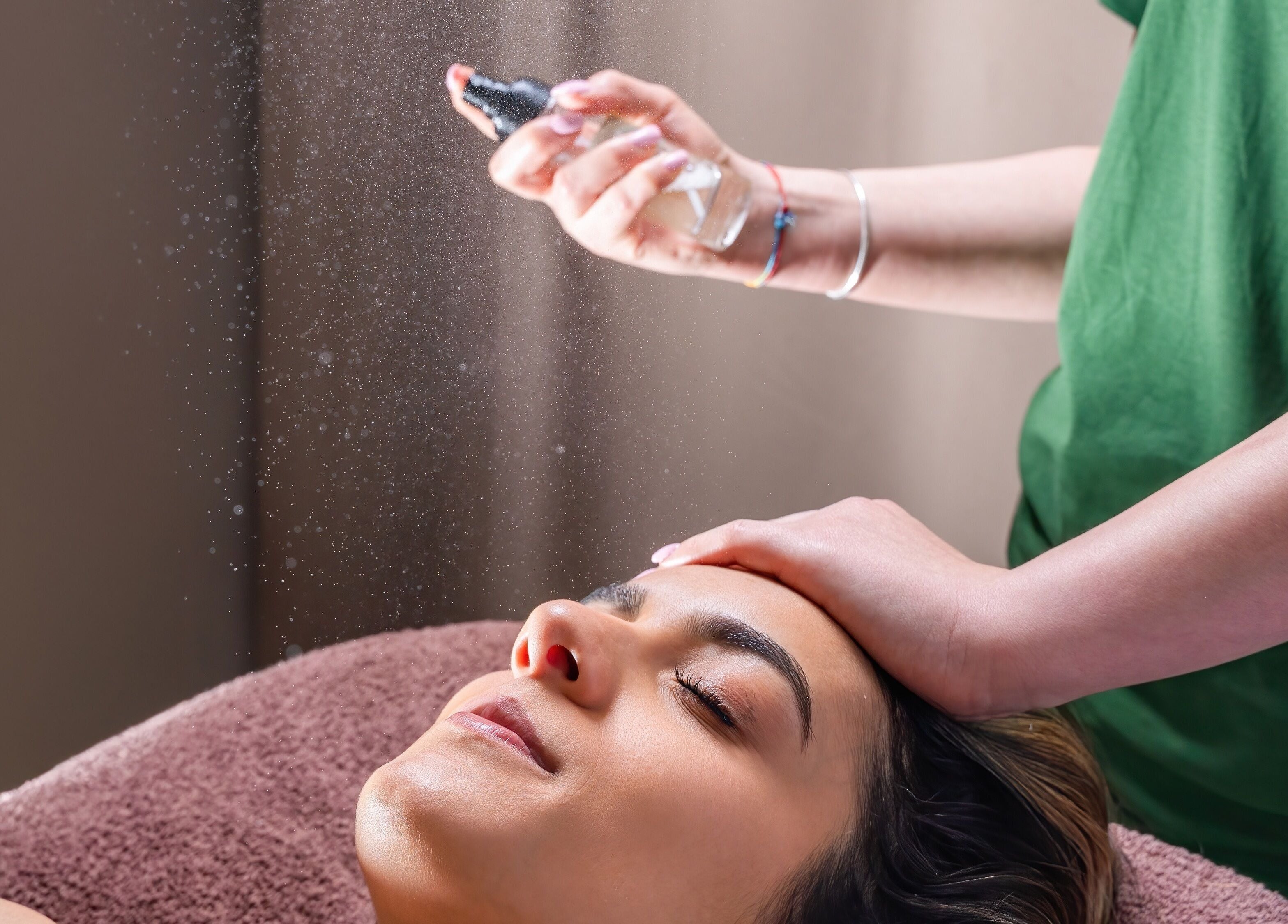 Trattamento viso rilassante presso Benessere & Bellessere, Vigasio, Veneto, IT.