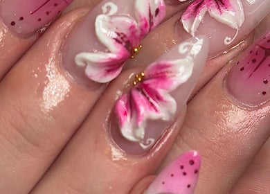 Floral nail art at Chill Nails Sydney, Bonnyrigg, New South Wales, AU. Pink and white designs with delicate details.