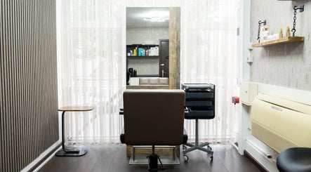 Potapovs Hair image 3